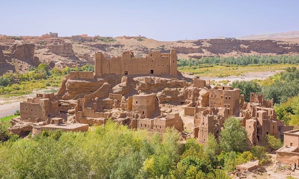 قلعة مݣونة… وردة الجنوب التي تسحر الزوار بجمالها الطبيعي وثقافتها الأصيلة